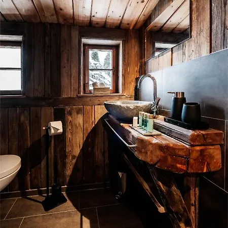 Hotel Mount74 Zuers
