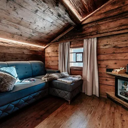 Mount74 Hotel Zuers
