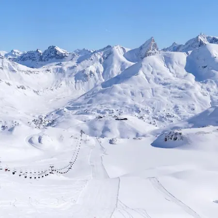Mount74 * Zürs