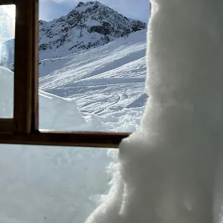 Mount74 Zürs